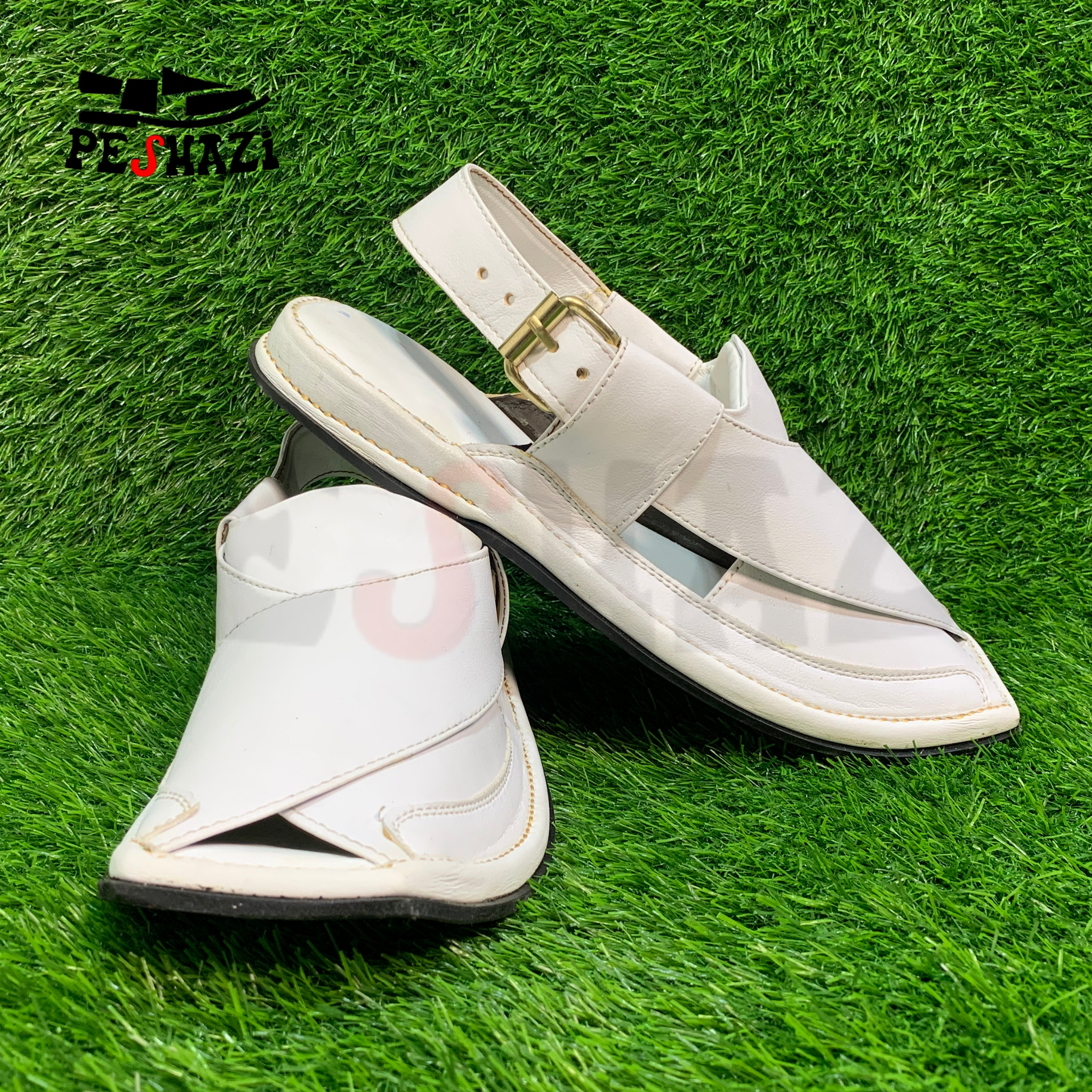 Pure White Zalmi Chappal – Premium Handmade Elegance