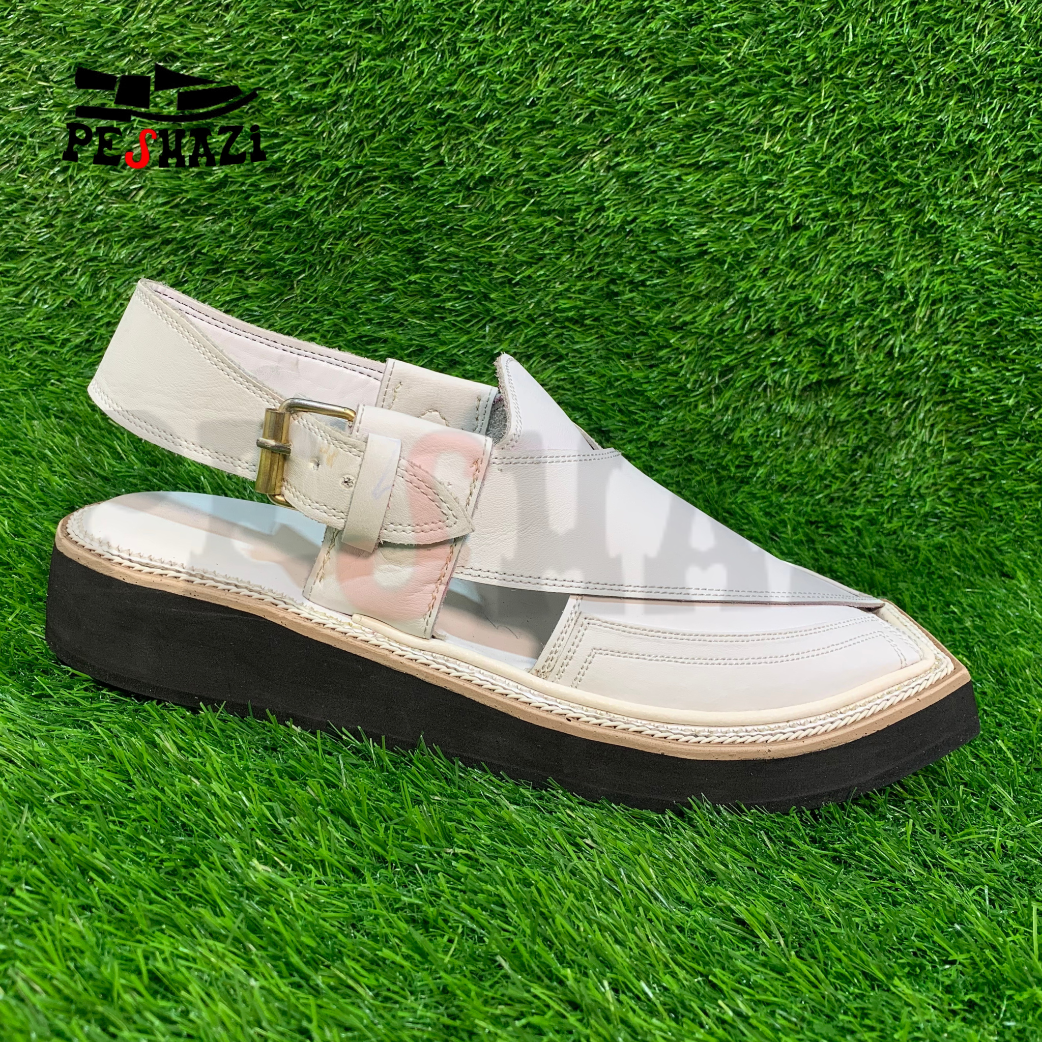 Premium White Kaptaan Chappal with Black Sole – Classic Style, Superior Craftsmanship